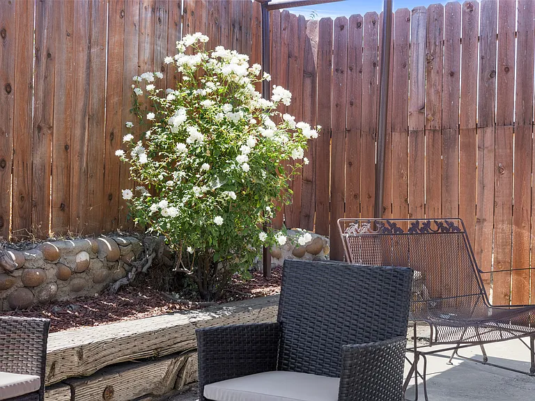 2803 Hawthorne Ave #B — Photo 28