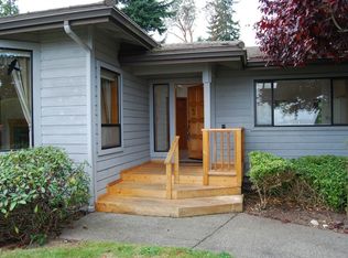 263 Kala Heights Dr, Port Townsend, WA 98368