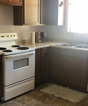 5th image of 1647 W Whitlock Ave