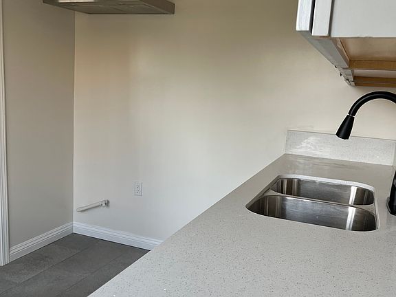 4th image of 114 N Westmoreland Ave APT 1