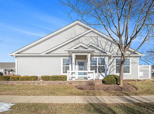 14020 Moraine Hills Dr, Huntley, IL 60142