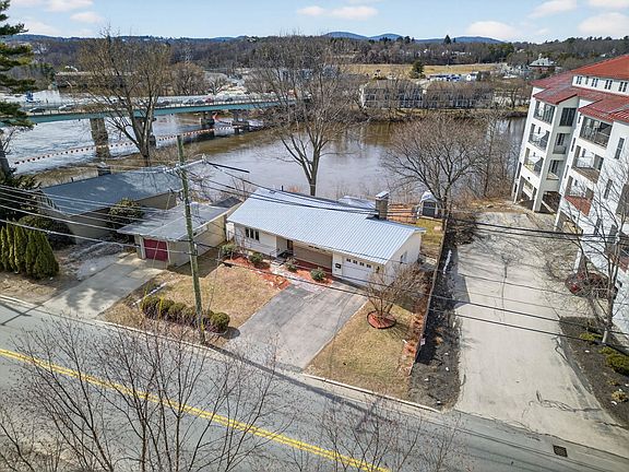 2nd image of 118 River Road