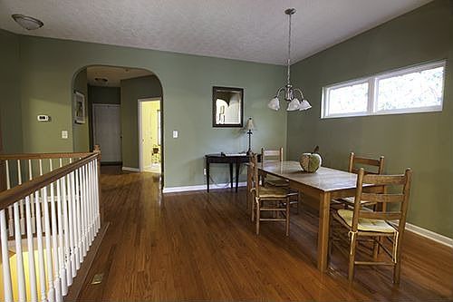 3rd image of 4536 Coppice Ln
