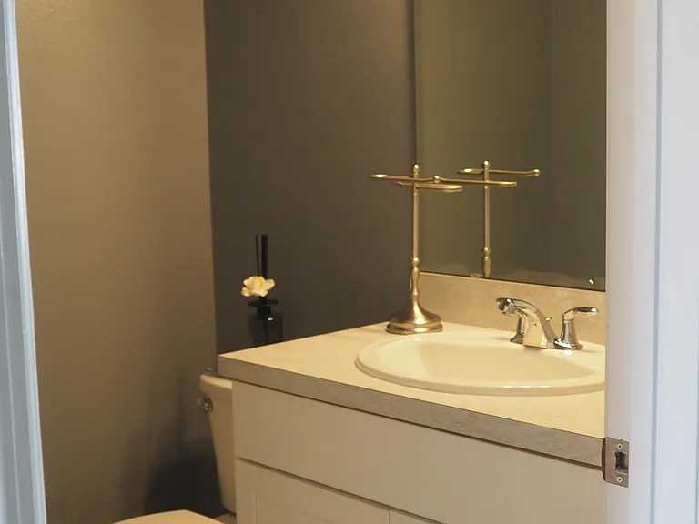 216 Denali St — Photo 1