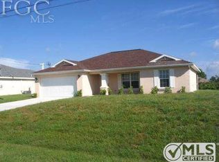 2812 37th St SW, Lehigh Acres, FL 33976