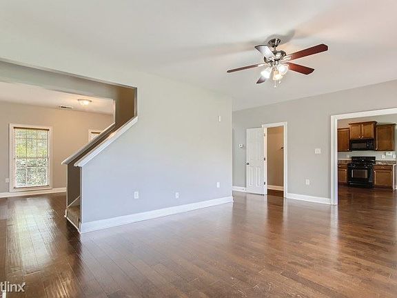5th image of 2108 Ginger Estates Dr NE