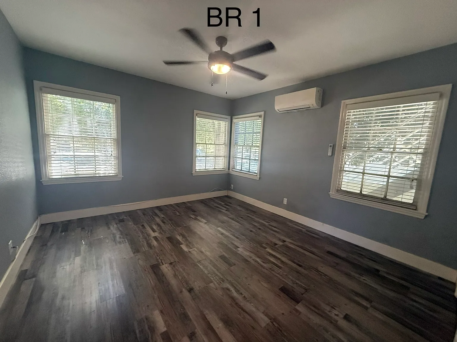 2 bed, 1100 sqft, $2,295 — Photo 3