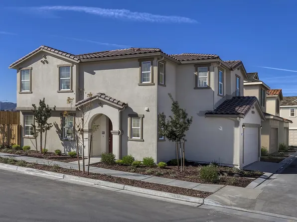 2291 Daisy Dr, Hollister, CA 95023