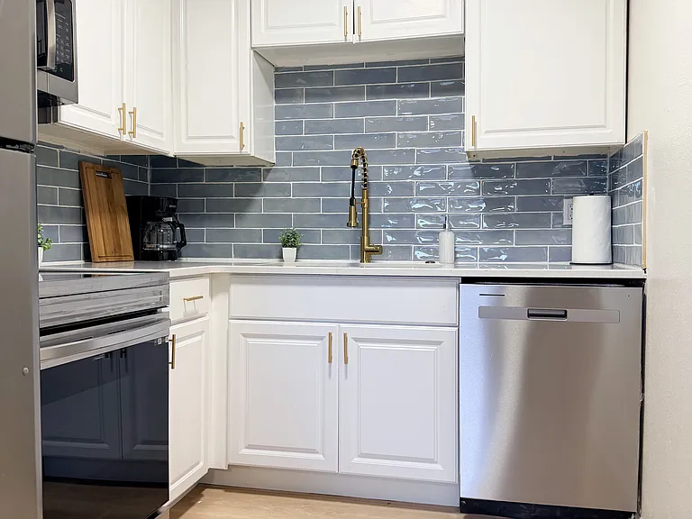 811 Mill St #811 — Photo 8
