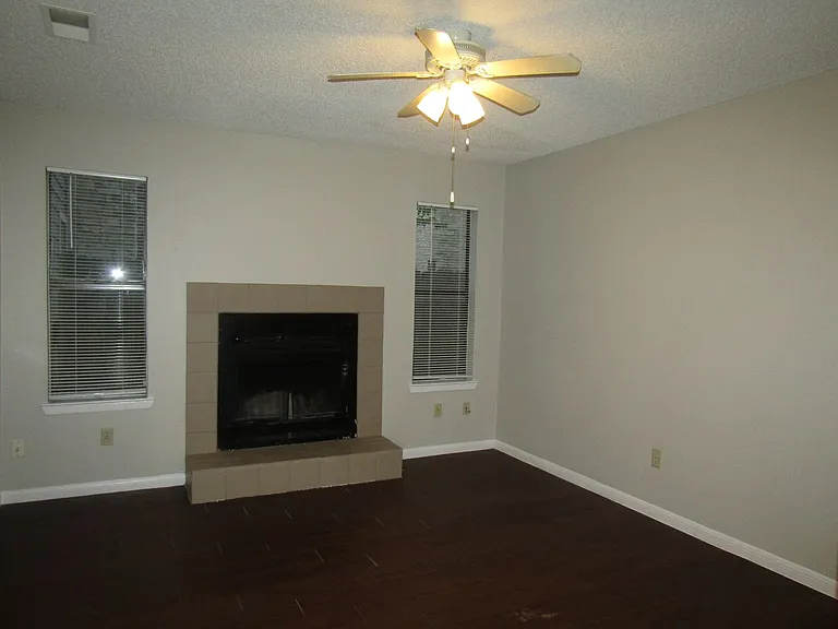 8909 Schick Rd — Photo 3