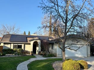 1862 E Muncie Ave, Fresno, CA