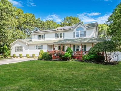 5 Bridal Path, Center Moriches, NY, 11934