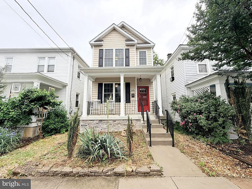 1st image of 606 Shepherd St