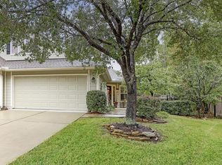 26 Fitzroy Pl, Conroe, TX 77384
