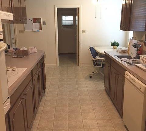 5th image of 96 E Lakeview Dr