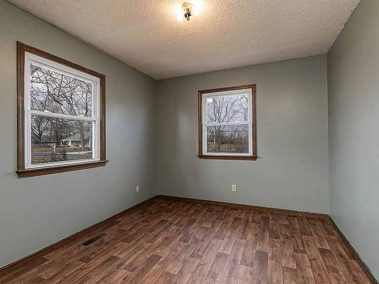 101 Norma St — Photo 18