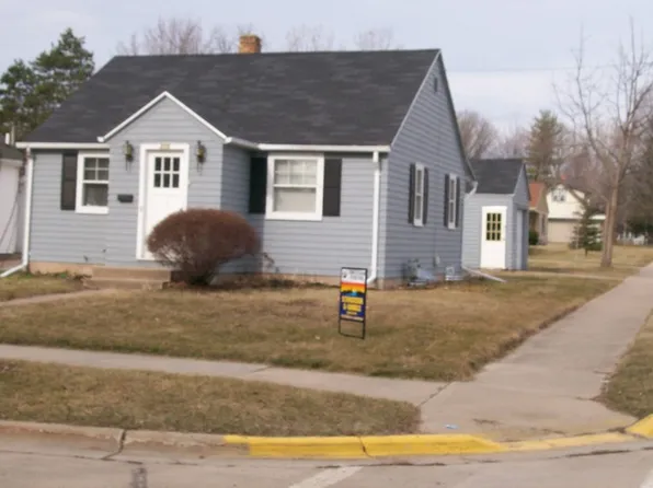 215 Motor St, Clintonville, WI 54929