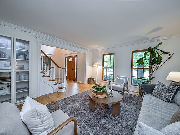 4th image of 820 Rotolo Ct