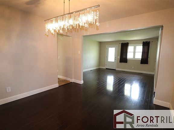 4th image of 1324 Pearl Dr