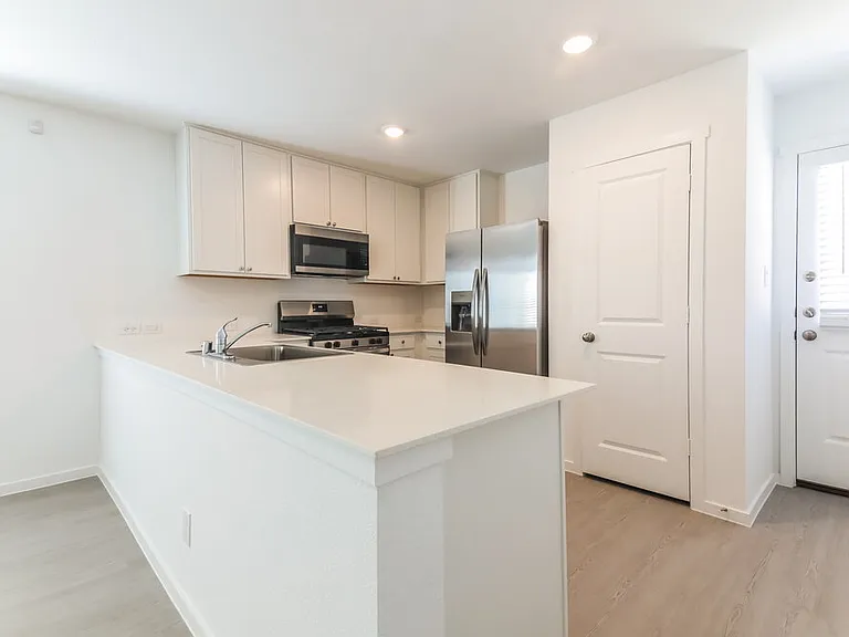 1229 Canyon Wren Dr — Photo 7