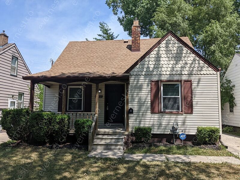 1st image of 19717 Elkhart St