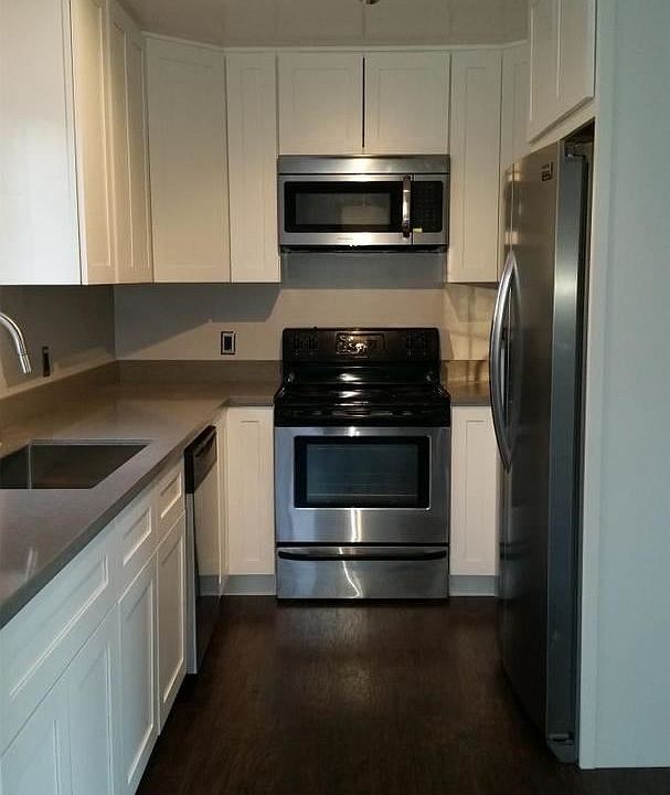 1st image of 1135 Almanor Ave