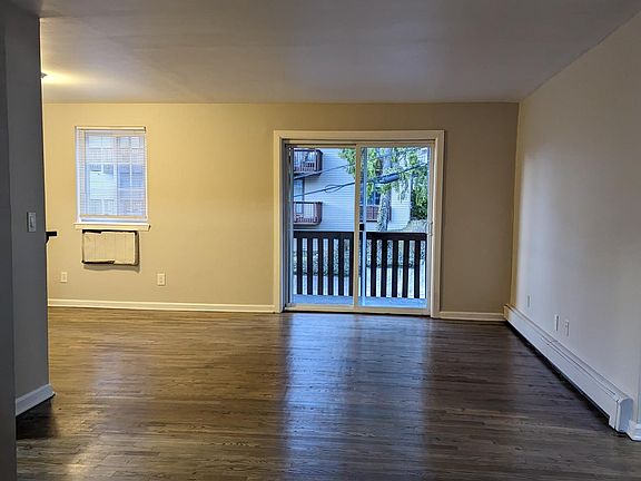 2nd image of 351 N Broadway APT 1D