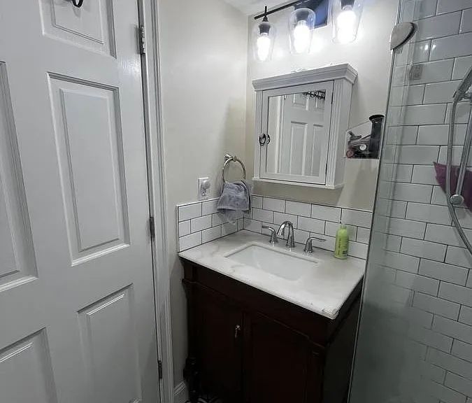 14 Andrew St #G — Photo 6