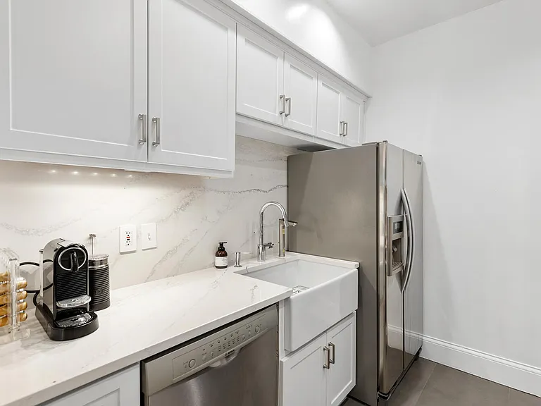 565 Massachusetts Ave #2 — Photo 9