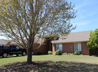 112 S Windsor Dr, Stillwater, OK 74074