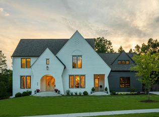 255 Roswell Farms Dr, Roswell, GA 30075