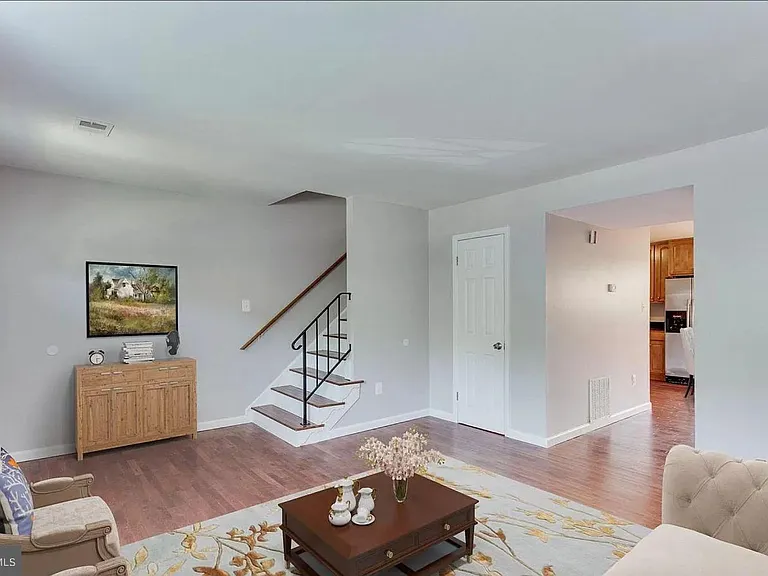 14880 Emberdale Dr — Photo 2