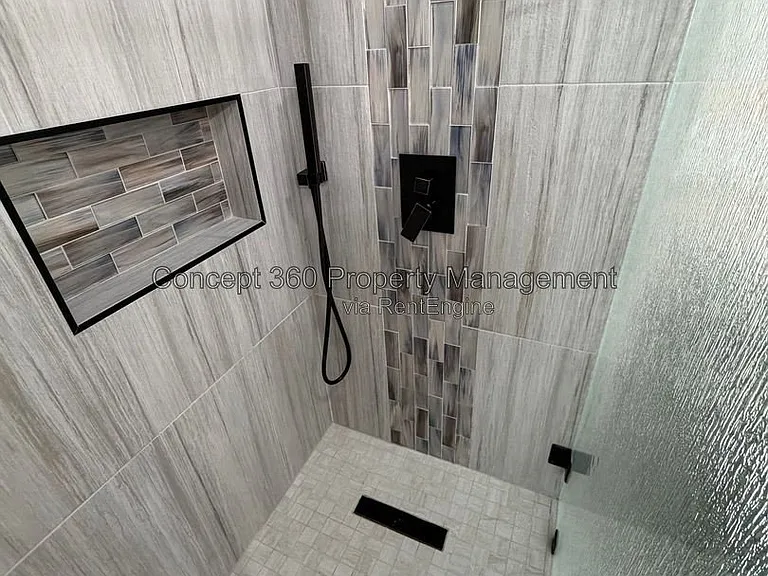 237 Novara Dr — Photo 31