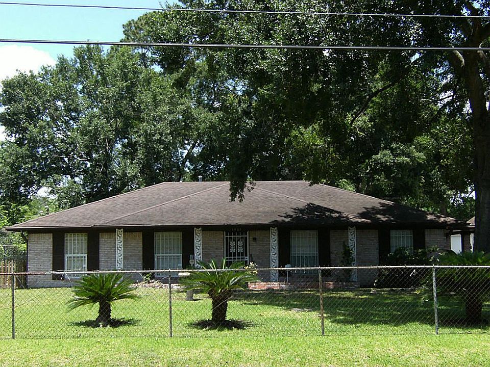 1st image of 1803 Tidwell Dr