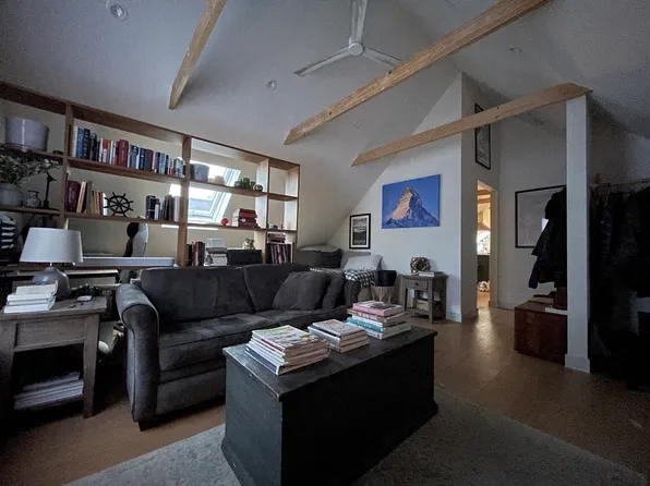 12 North St #3, Portland, ME 04101