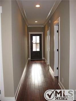 3rd image of 329 Turnberry Cir