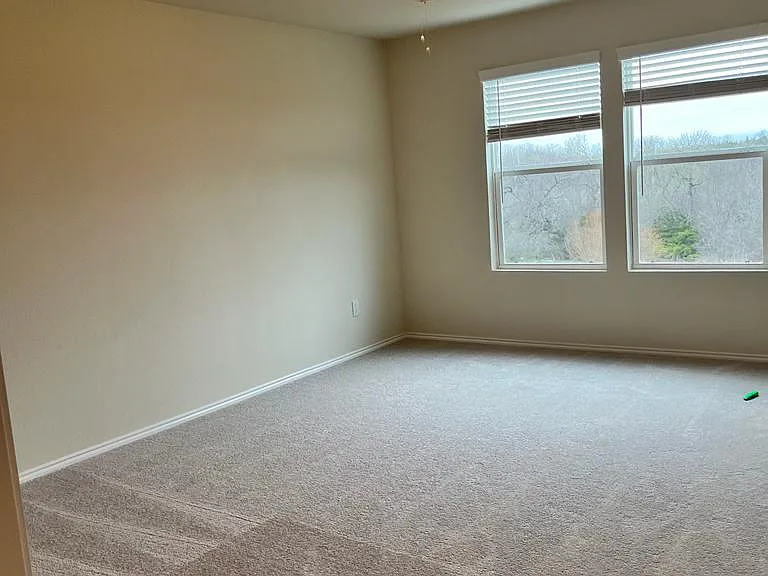 366 Lake Erie Dr — Photo 24