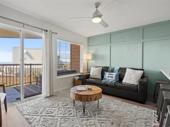 9520 Seawall Blvd APT 315, Galveston, TX 77554