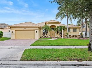 1873 NW 139th Ave, Pembroke Pines, FL 33028