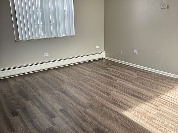 4th image of 68 Garden Ctr #316