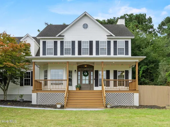 200 Derby Downs Drive, Sneads Ferry, NC 28460