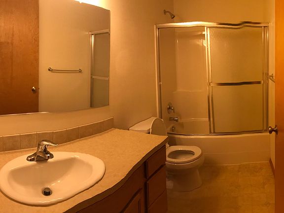 Upstairs Bathroom