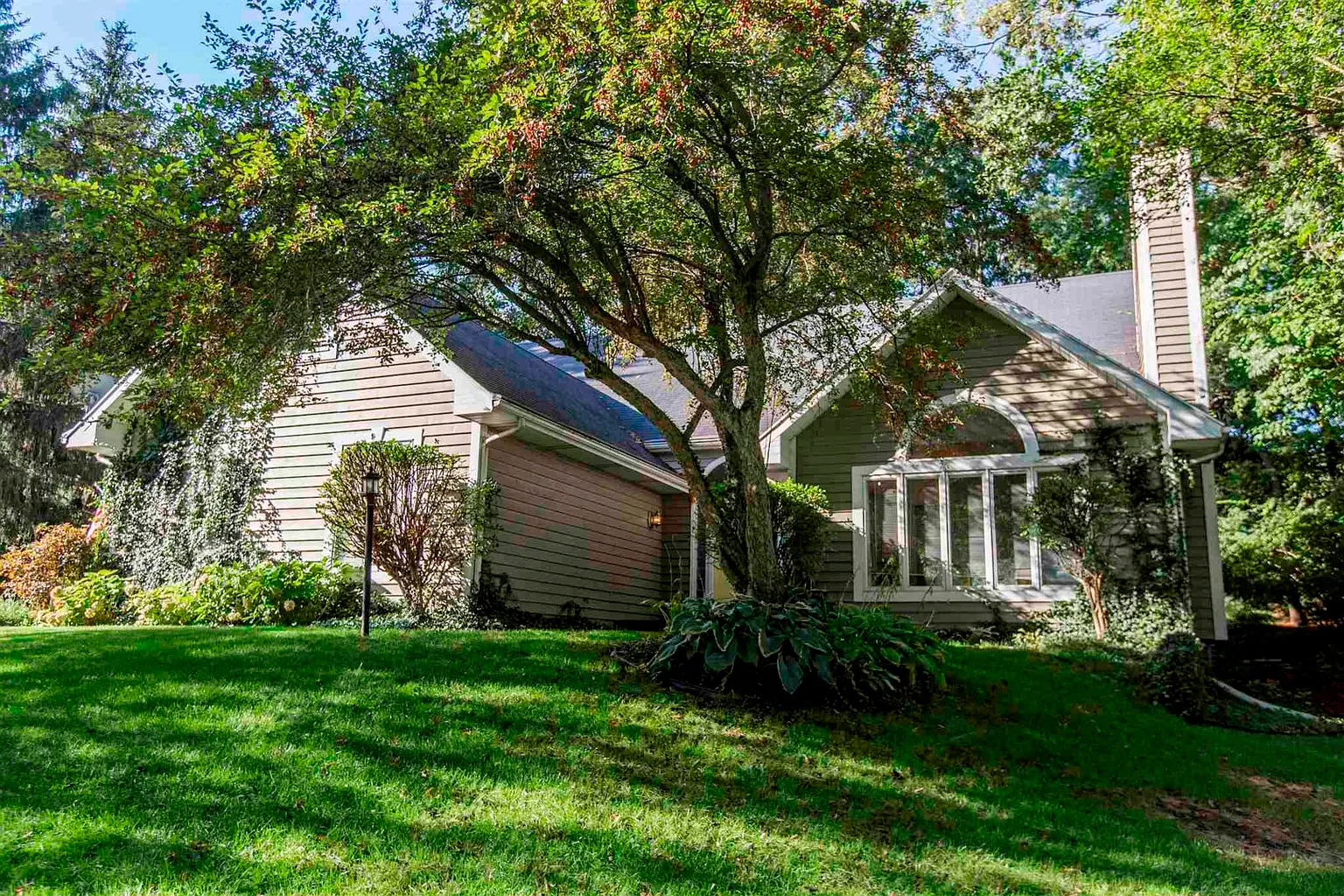 52365 Millpond Run Ct photo 1