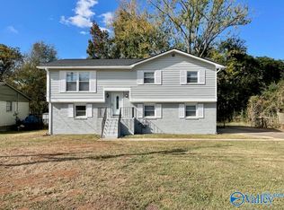 3103 Rita Ln NW, Huntsville, AL 35810