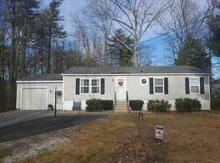 12 Granite Cir, Hampstead, NH 03841