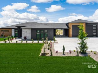 9835 Meadow Park Blvd, Middleton, ID 83644