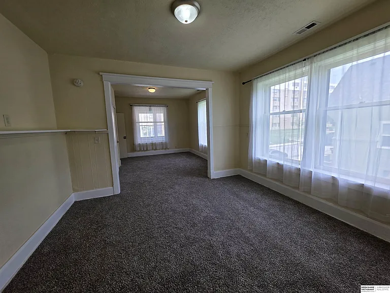 528 S 26th Ave #B — Photo 7