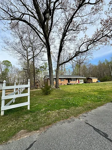 245 Springdale Hghts Rd Photo 1 245 Springdale Hghts Rd Photo 1
