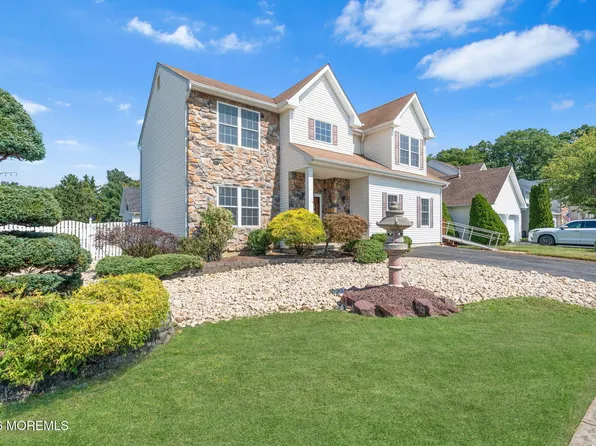 108 Nutmeg Road, Aberdeen, NJ 07747