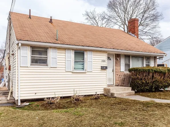 166 Elliot St, Brockton, MA 02302